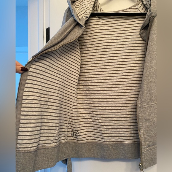 Lululemon reversible hoodie - Picture 2 of 4